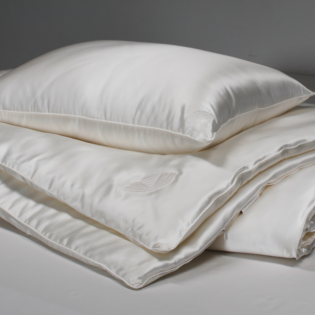 All Season Silk Shell Comforter by La Seta Perle Silk